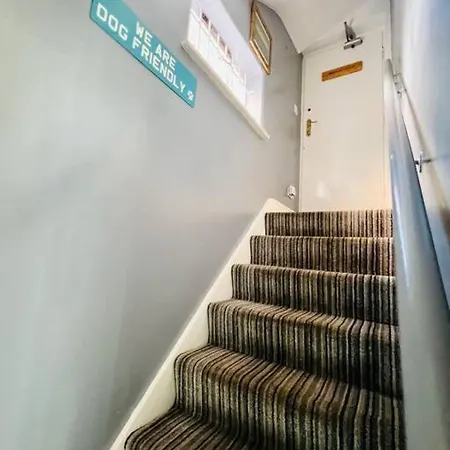 Swordfish **next To The Harbour** Lejlighed